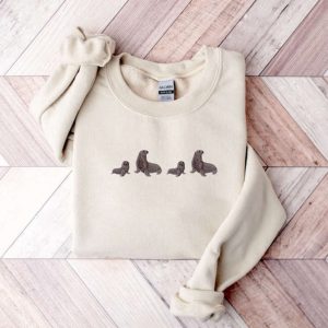 Seal Embroidered Sweatshirt 2D Crewneck Sweatshirt…