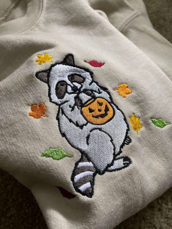 Spooky Raccoon Embroidered Sweatshirt 2D Crewneck Sweatshirt  For Men And Women