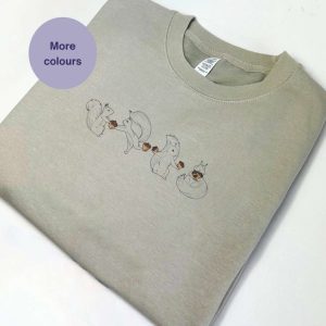 Squirrel Embroidered Sweatshirt 2D Crewneck Sweatshirt…