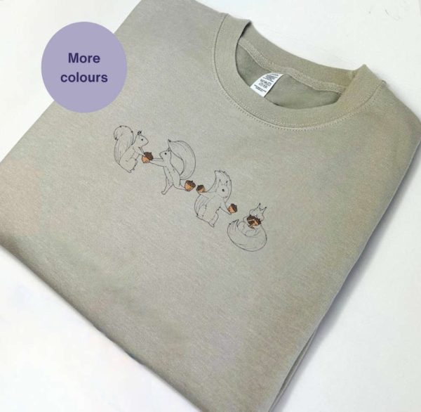 Squirrel Embroidered Sweatshirt 2D Crewneck Sweatshirt For Men And Women