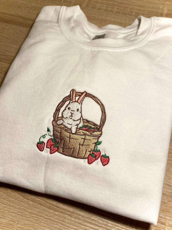 Strawberry Basket Bunny Embroidered Sweatshirt 2D Crewneck Sweatshirt  For Men And Women