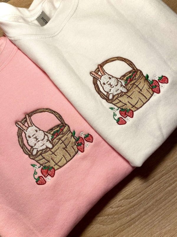 Strawberry Basket Bunny Embroidered Sweatshirt 2D Crewneck Sweatshirt  For Men And Women