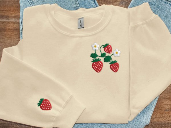 Strawberry Embroidered  Sweatshirt 2D Crewneck Sweatshirt For Family