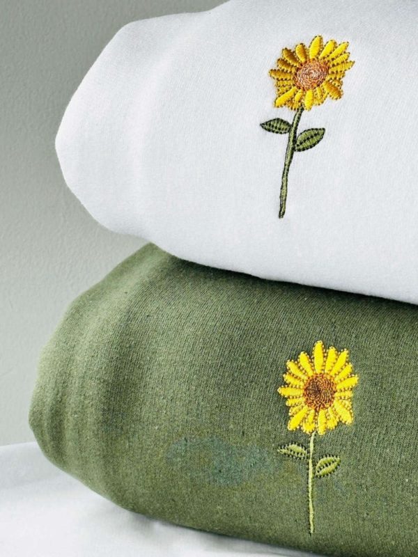 Sunflower Embroidered Sweatshirt 2D Crewneck Sweatshirt For Men And Women