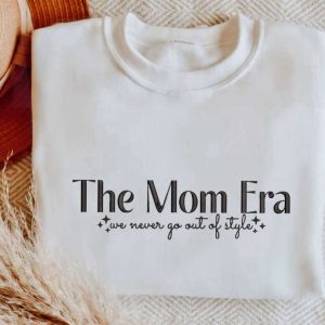 The Mom Era Embroidered Sweatshirt 2D…