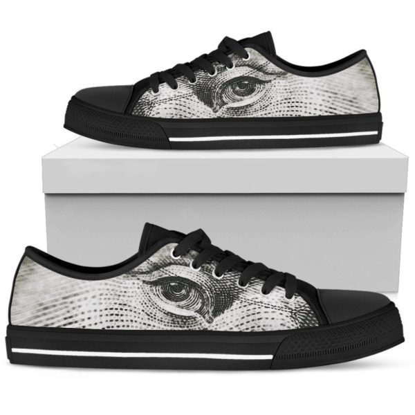 Women’s Low Top Shoe Abstract – Stylish & Sustainable Footwear
