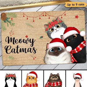 Meowy Catmas Cute Peeking Fluffy Cat…