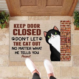 Keep Door Closed Cats Personalized Doormat,…
