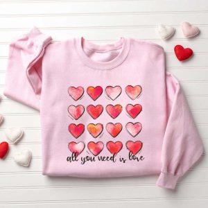 retro heart valentines sweatshirt womens valentine sweatshirt gift for lover 2.jpeg