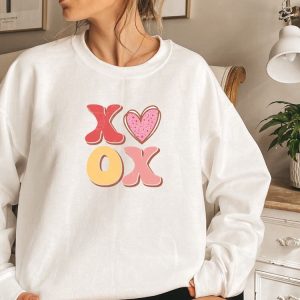 xoxo sweatshirt valentine sweatshirt vintage sweatshirt sweatshirt for couple 1 1.jpeg