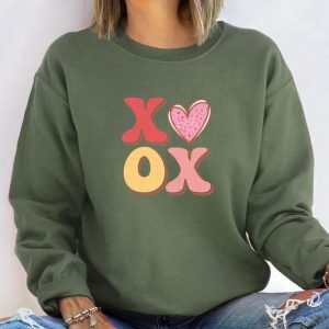 xoxo sweatshirt valentine sweatshirt vintage sweatshirt sweatshirt for couple 1 4.jpeg