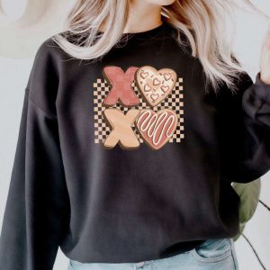 xoxo valentines day sweatshirt valentines sweater sweatshirt for women 1 4.jpeg