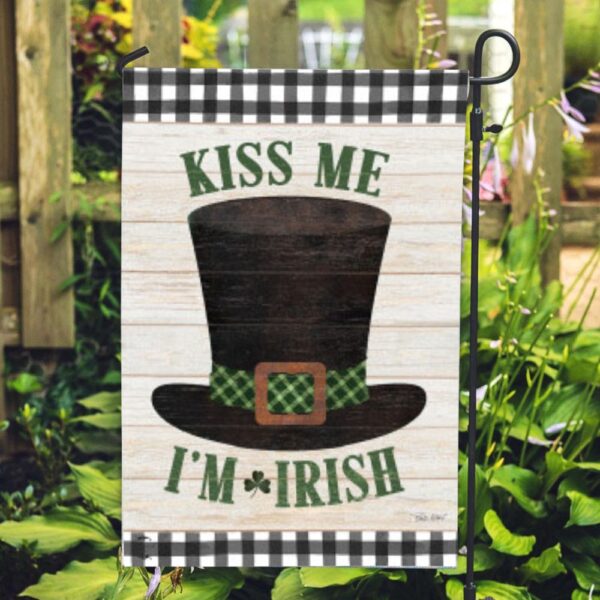 St Patrick Day Flag, Kiss Me I’m Irish Hat St. Patrick’s Day House Flag, St Patrick’s Flag, St Patrick’s Day Garden Flag