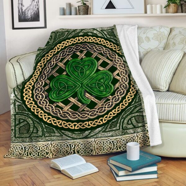 St Patrick’s Blanket, Irish Green Clover Pattern Fleece Blanket Irish Celtic Cross Shamrock Fleece Blanket