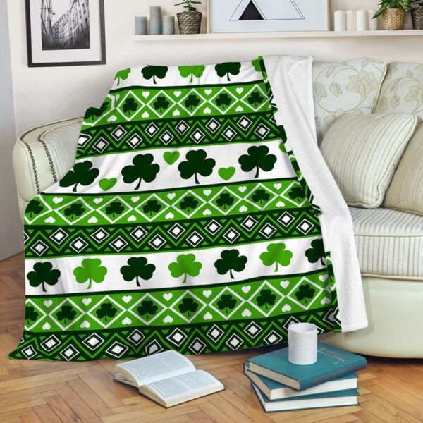 St Patrick’s Blanket, Irish Shamrock Brocade Fleece Throw Blanket Shamrock Pattern Geometric Print Fleece Blanket