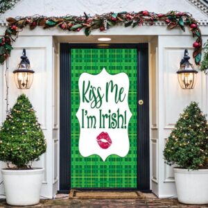 St Patricks Day Door Cover, Kiss…