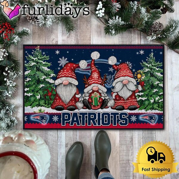 NFL New England Patriots Christmas Gnomes Doormat