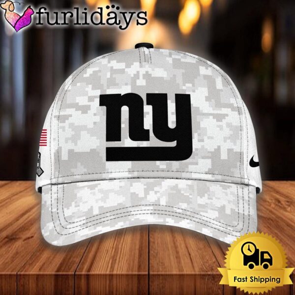 NFL New York Giants Camo 2024 Salute to Service Baseball Cap